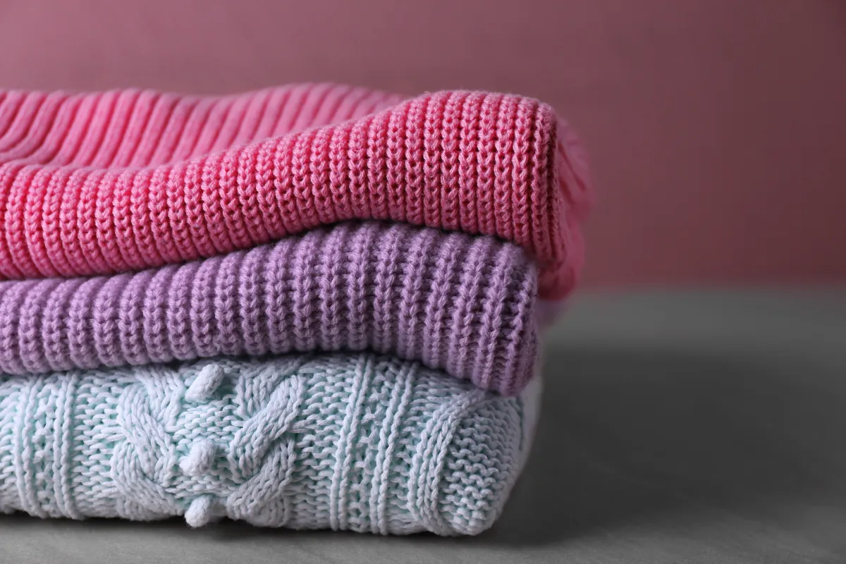 【衣類別】ニットのクリーニング料金相場