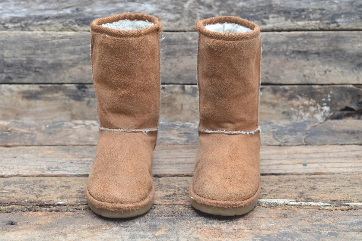 ムートンブーツは自宅で洗える？まずは素材を確認
