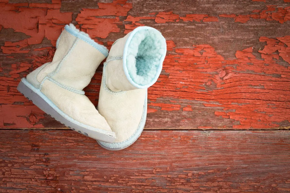 ムートンブーツを長く履くための日常のお手入れ